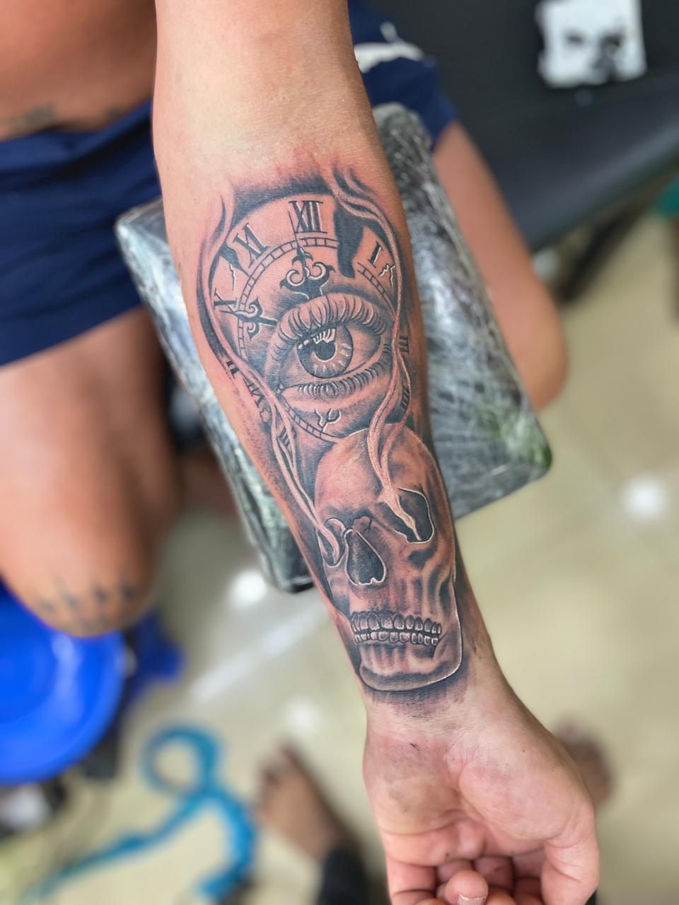 Time & Skull Sleeve